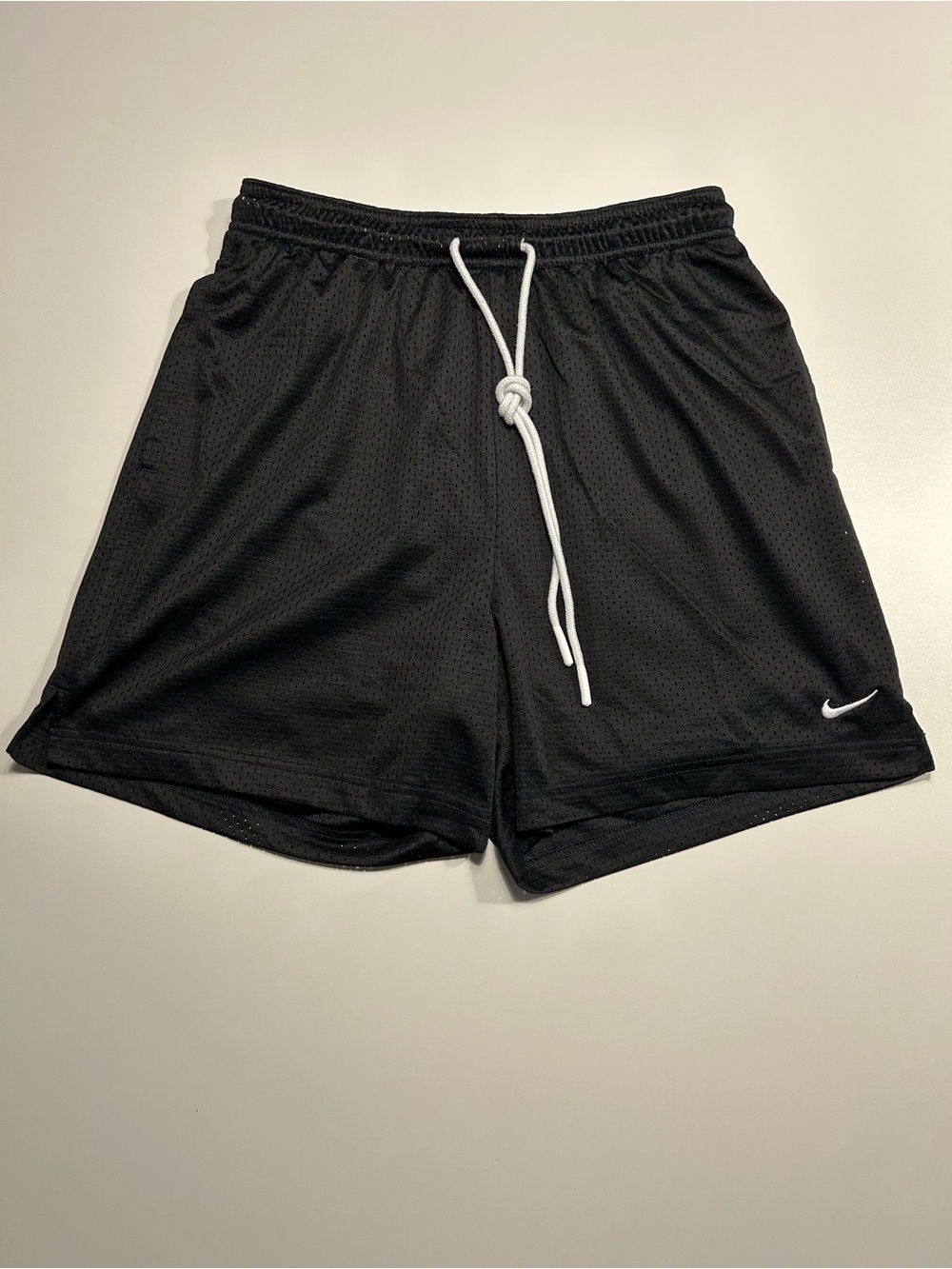 Nike Dri Fit Sportswear Club Mesh Flow Black White Thick Drawstring Gym Shorts